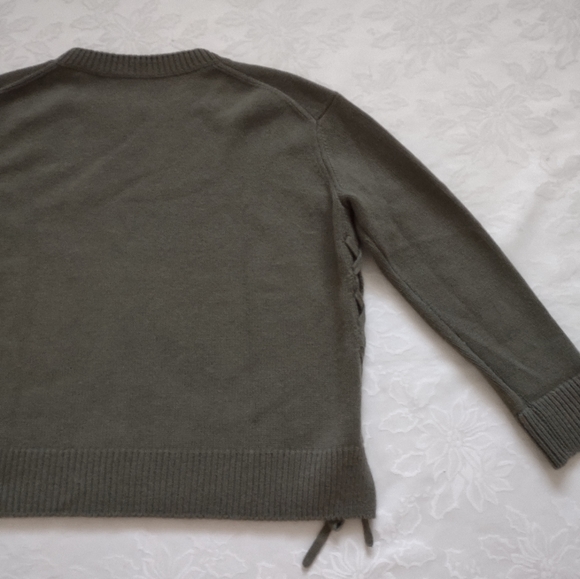 Vince 100% cashmere lace up sweater - Picture 7 of 12